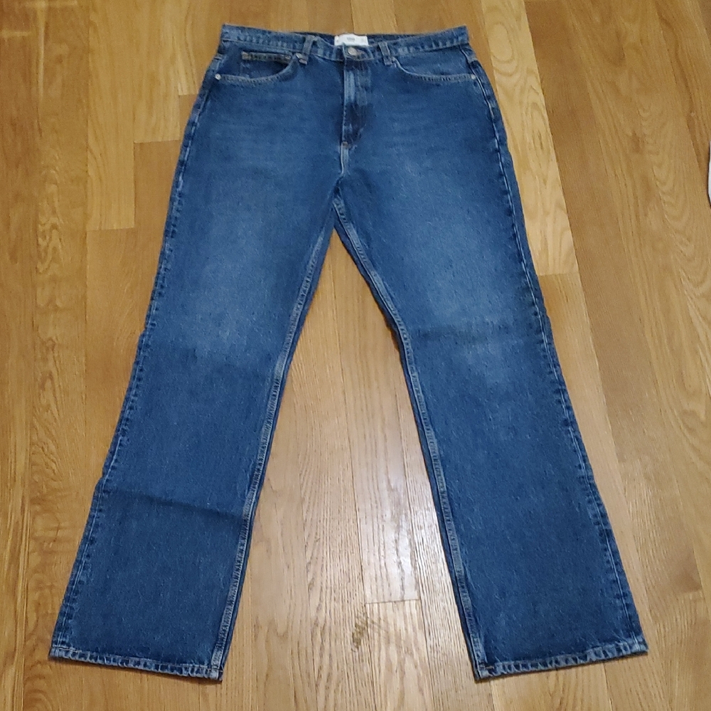 Stylish MNG Denium Blue Boot Cut Jeans 90s!